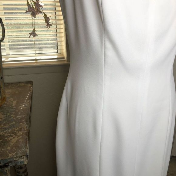 Vintage Watters and Watters Elegant White Crepe Gown - Picture 5 of 13